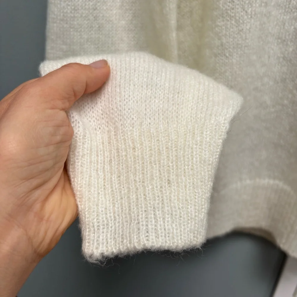 Vintage Victorian Style Sweater in Ivory - Picture 4 of 7